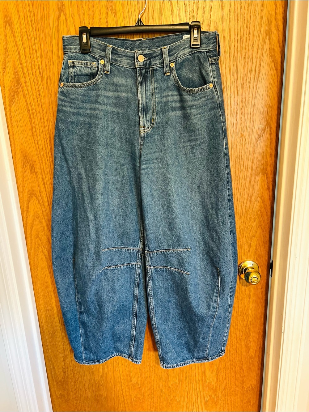 Barrel Horseshoe Jean - Picture 3 of 6